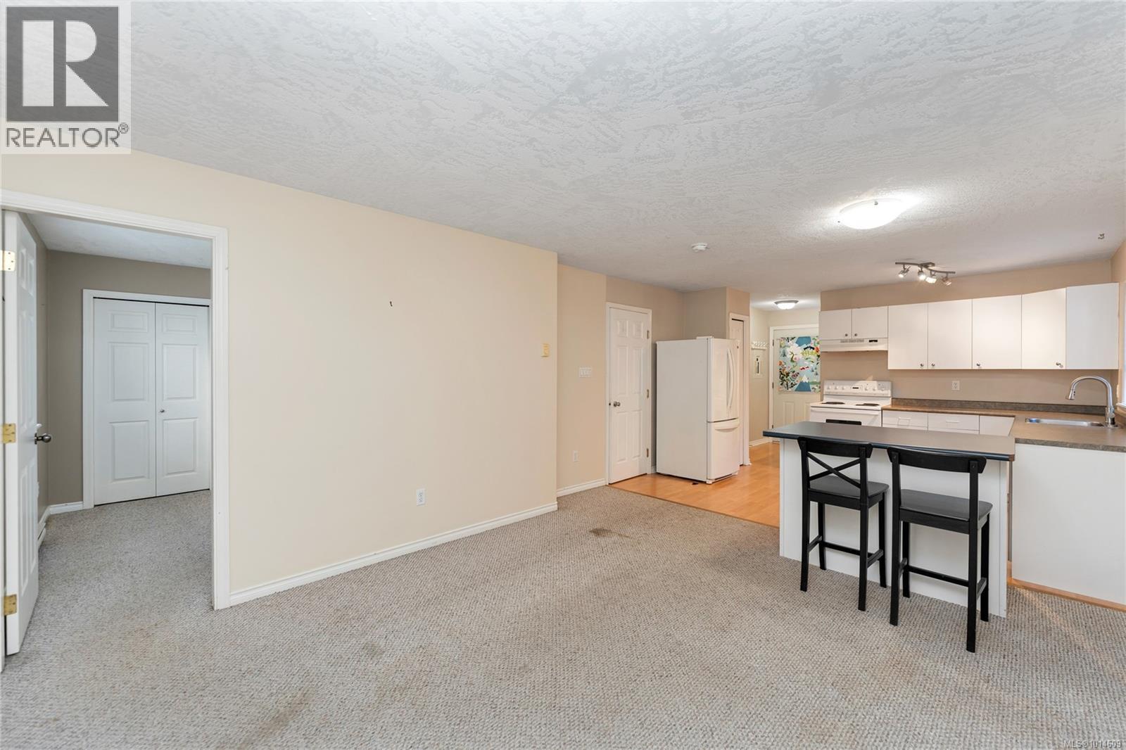  2603 Crystalview Drive, Langford