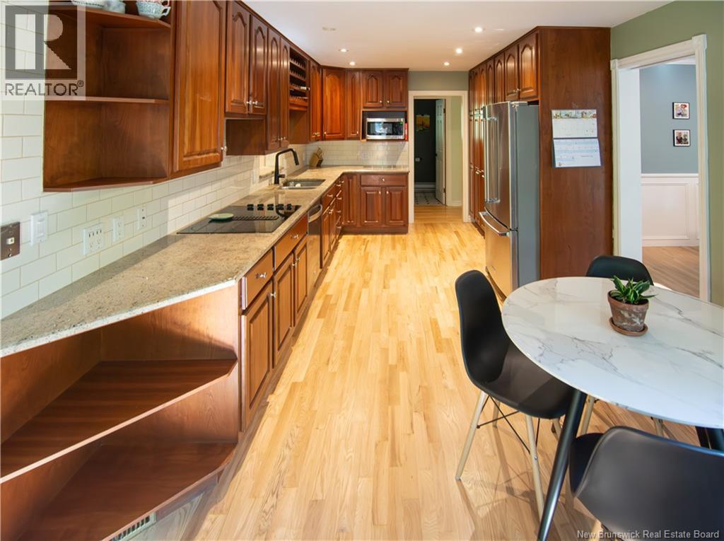 44 Birchwood Crescent - 13