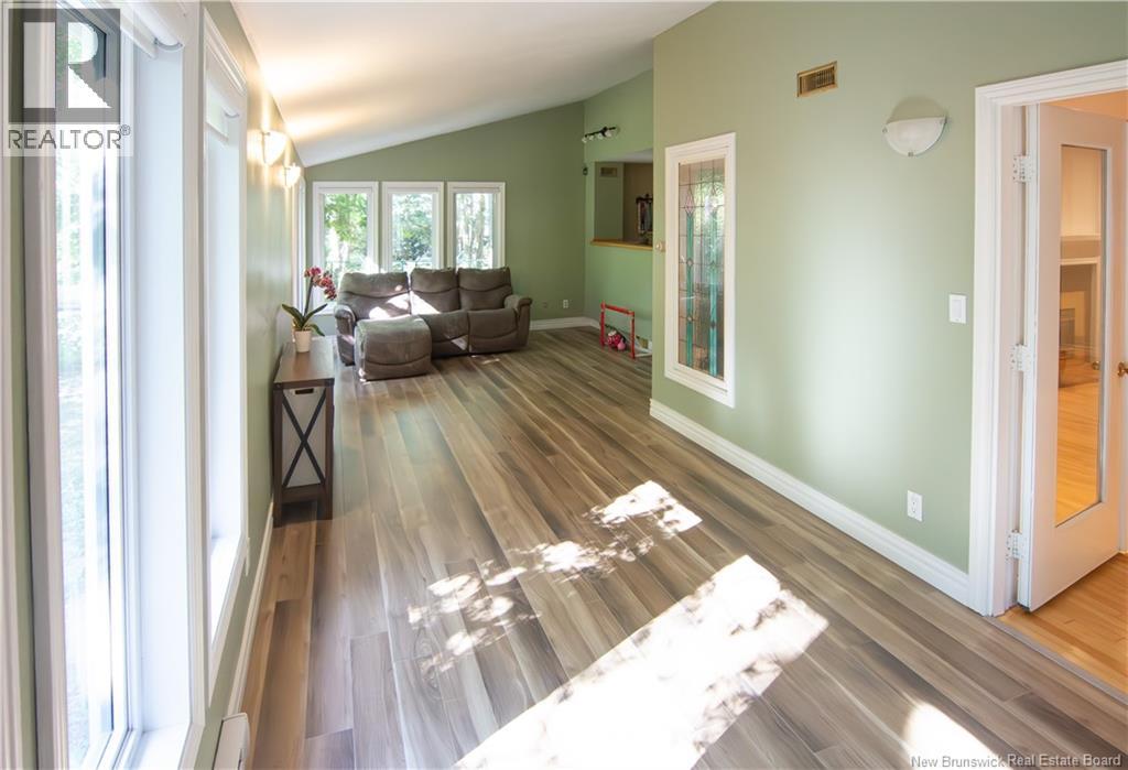 44 Birchwood Crescent - 22