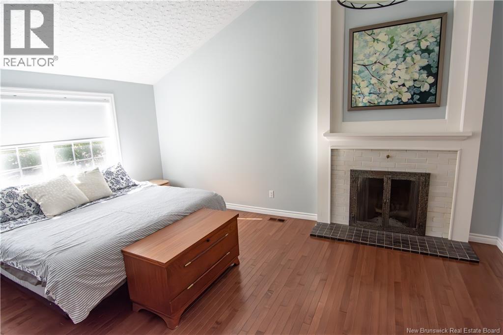 44 Birchwood Crescent - 26