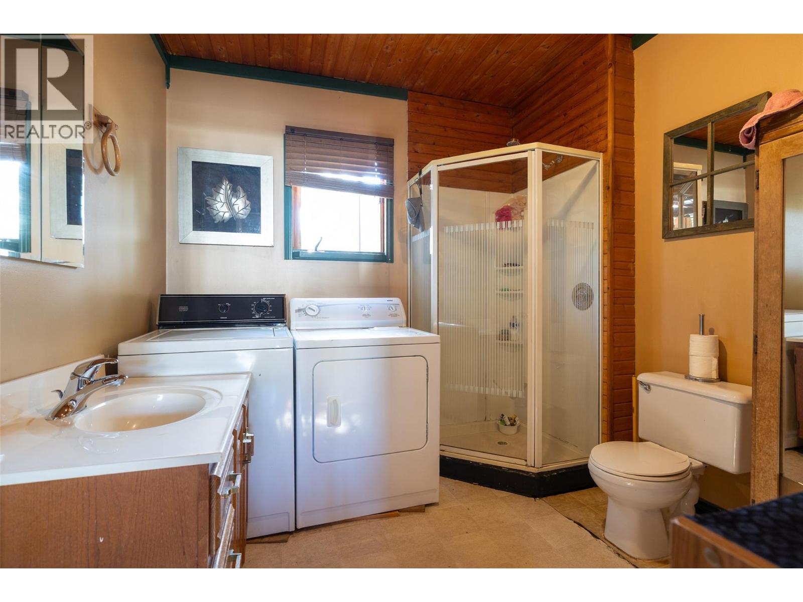 1092 9th Avenue, Fernie