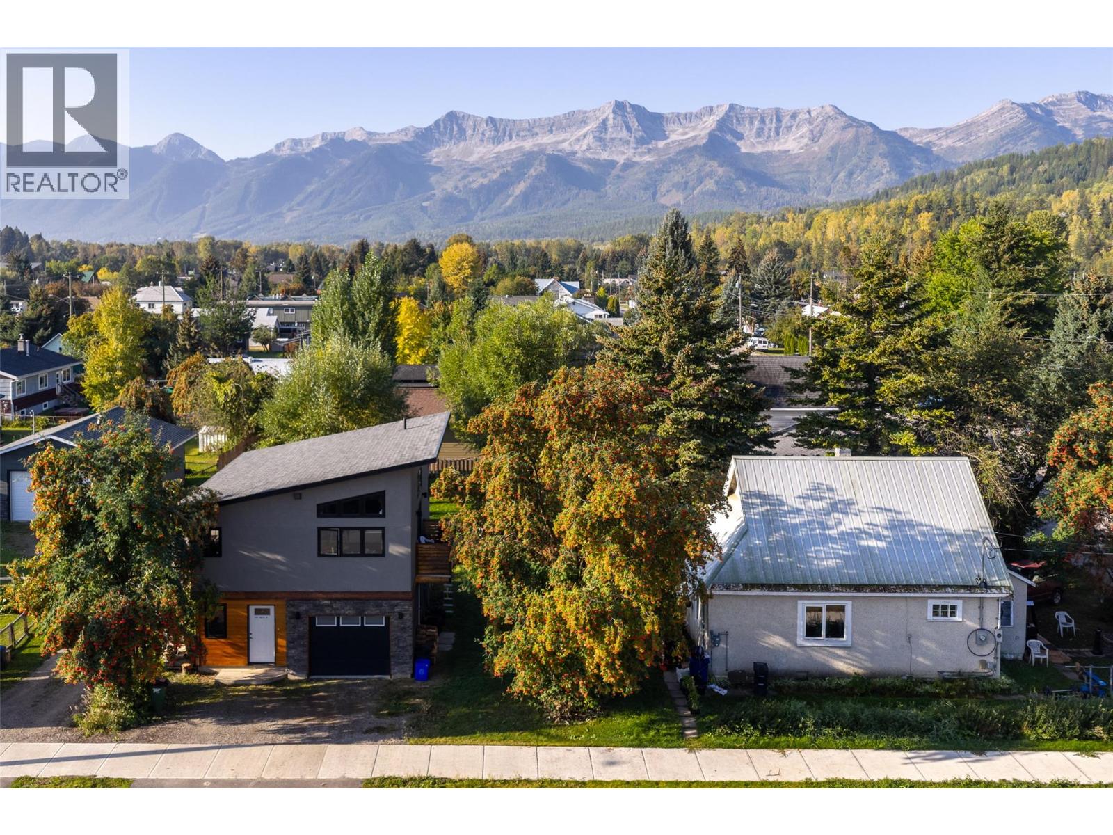 1092 9th Avenue, Fernie