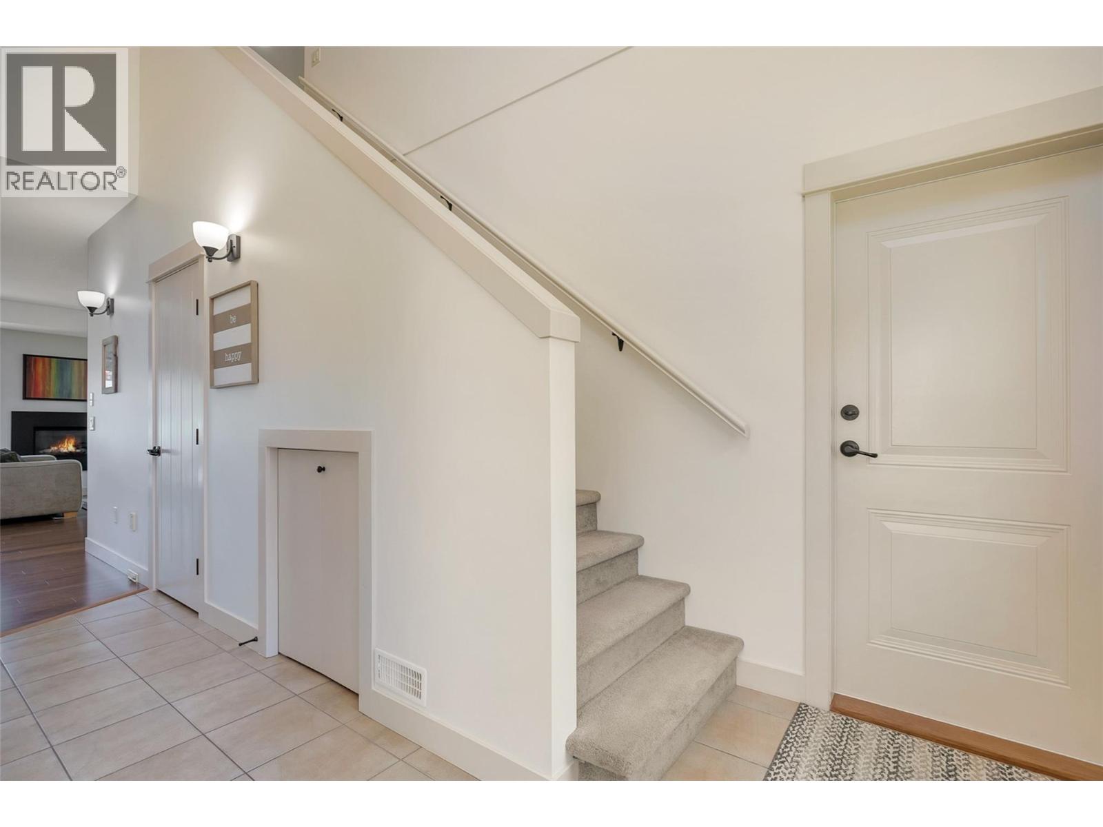 504 3350 Woodsdale Road, Lake Country