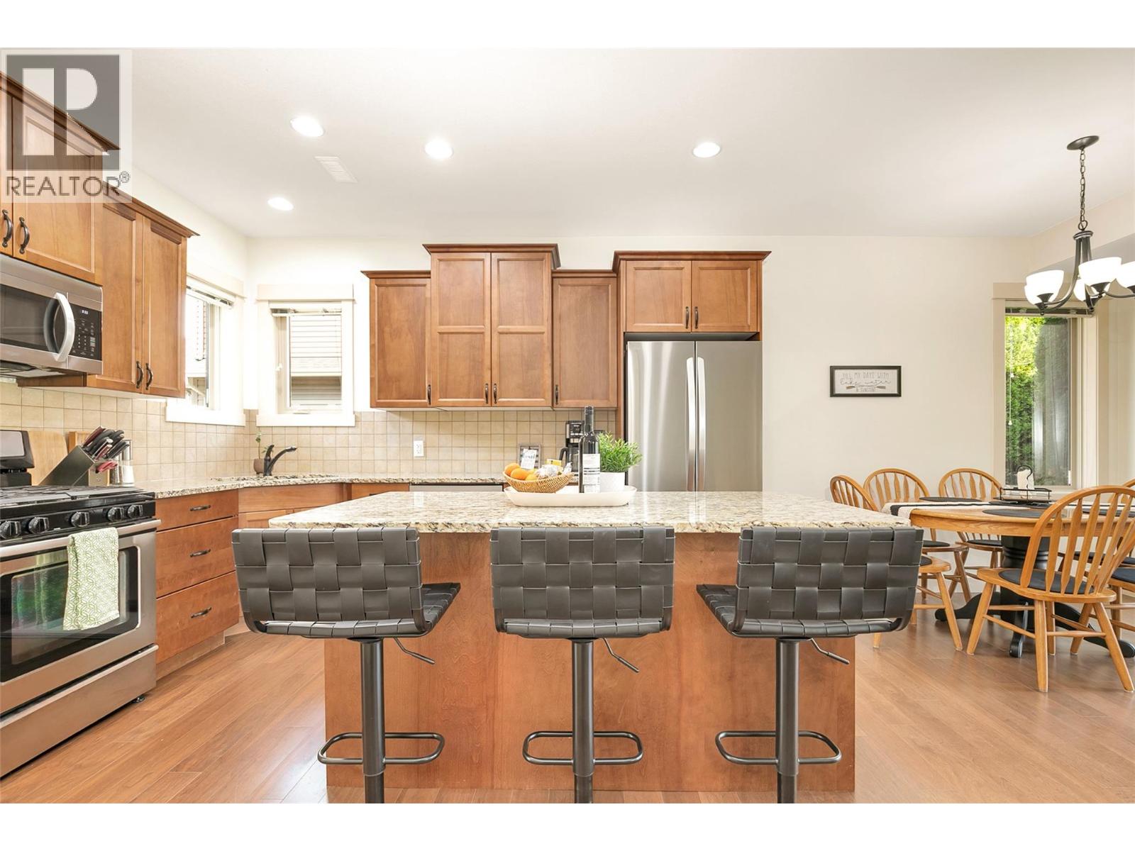 504 3350 Woodsdale Road, Lake Country