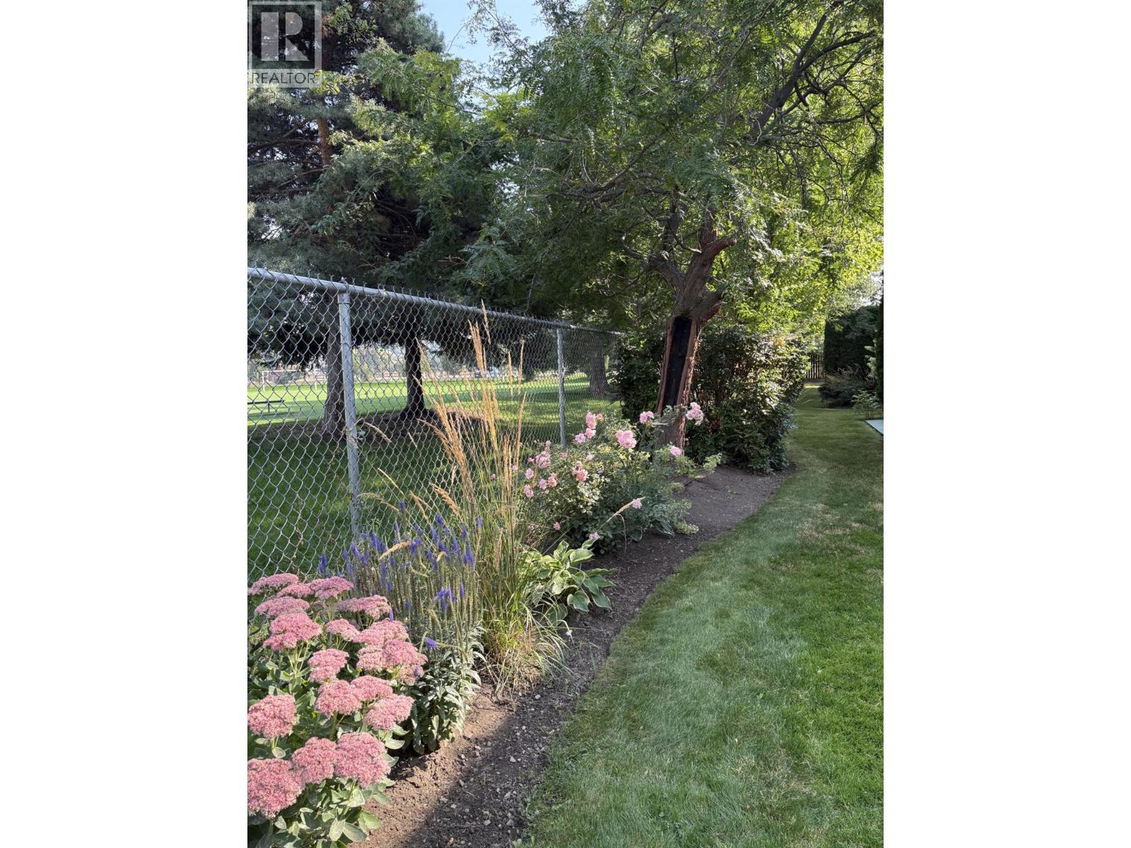 504 3350 Woodsdale Road, Lake Country
