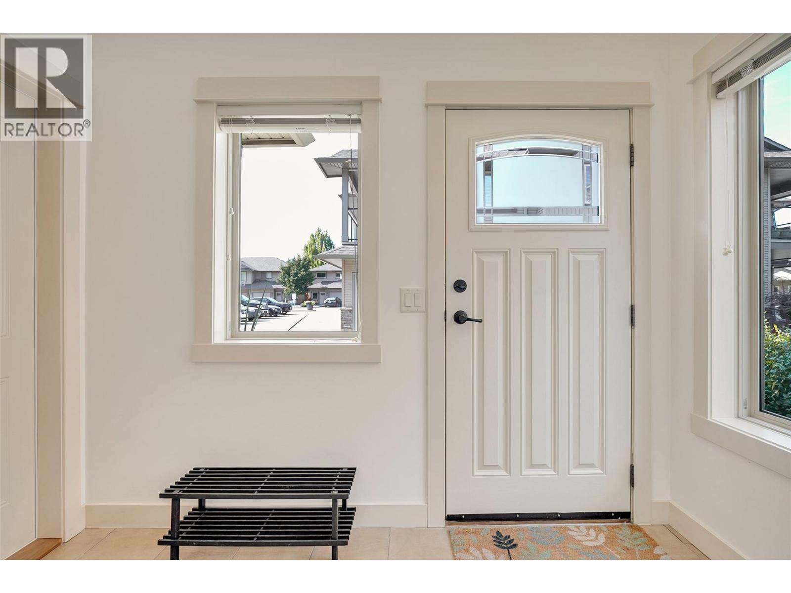504 3350 Woodsdale Road, Lake Country