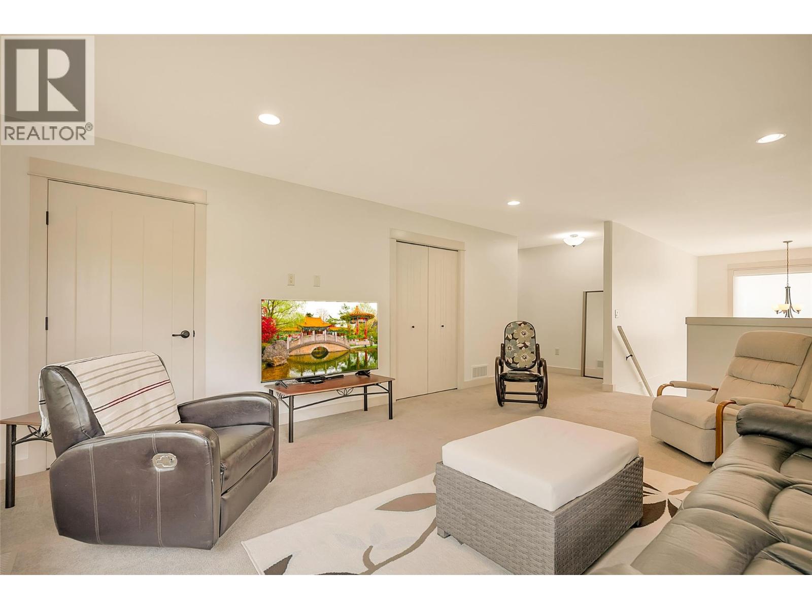 504 3350 Woodsdale Road, Lake Country