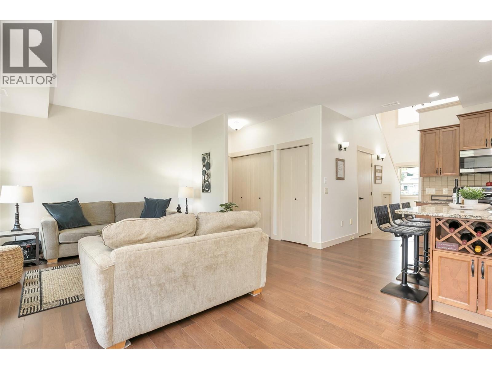 504 3350 Woodsdale Road, Lake Country