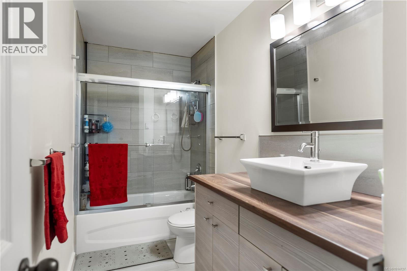  5839 Blythwood Road, Sooke