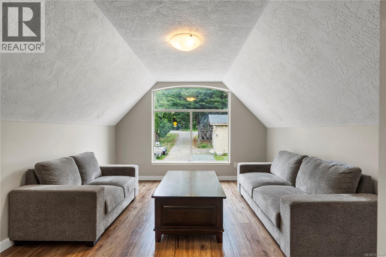  5839 Blythwood Road, Sooke