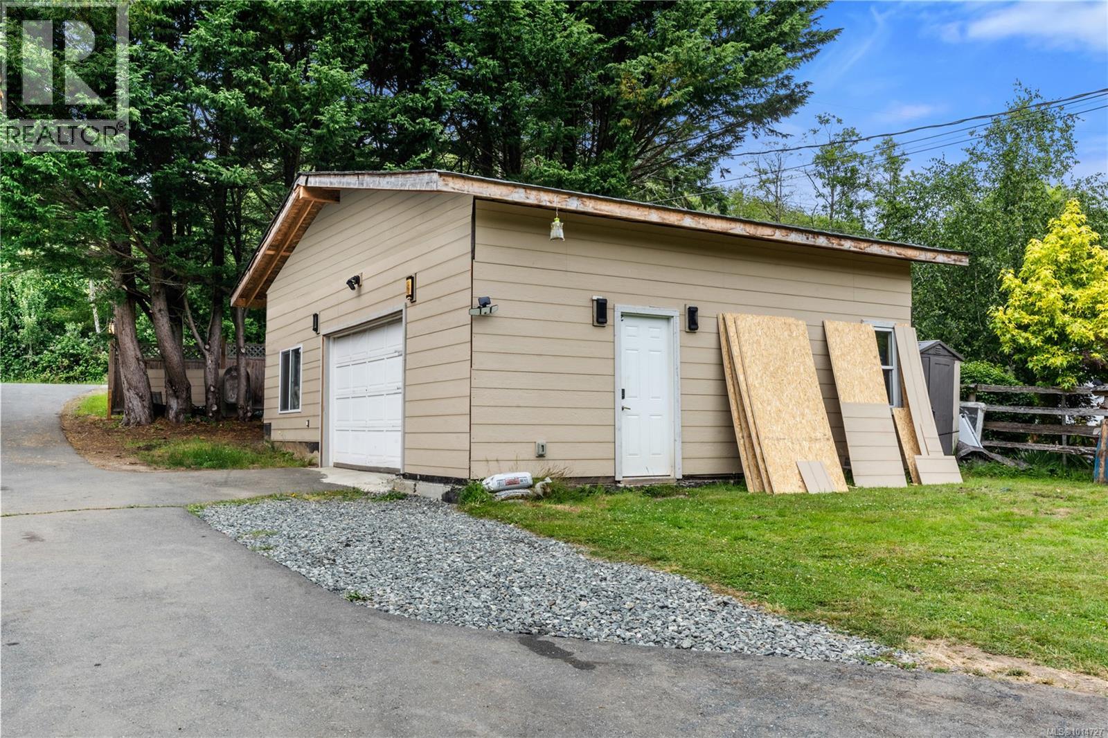 5839 Blythwood Road, Sooke