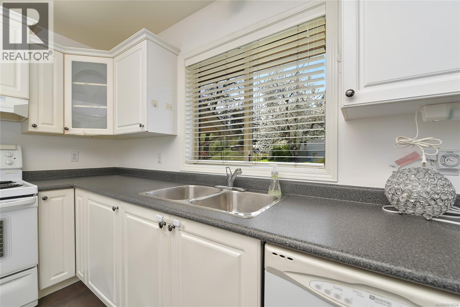  3980 Helen Road, Saanich