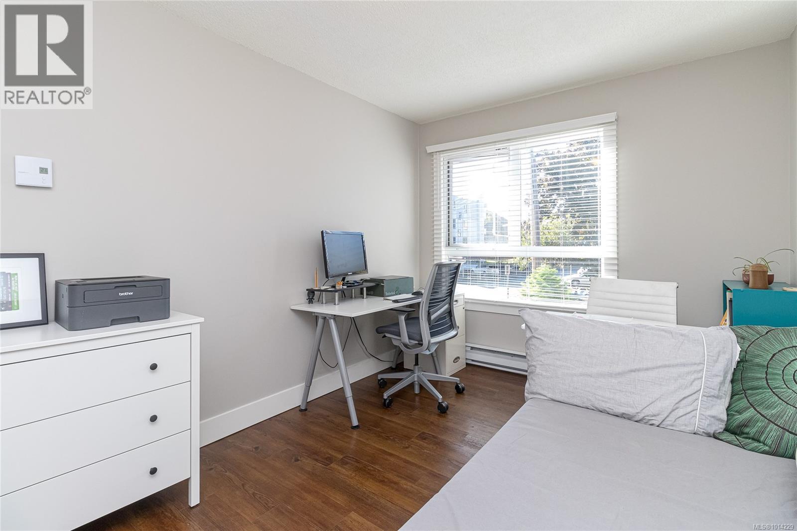 204 1024 Fairfield Road, Victoria