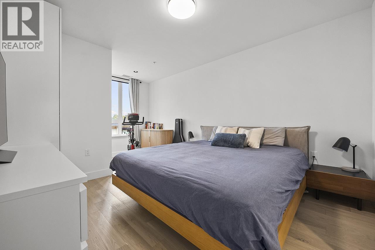 3956 DUMFRIES STREET, Vancouver