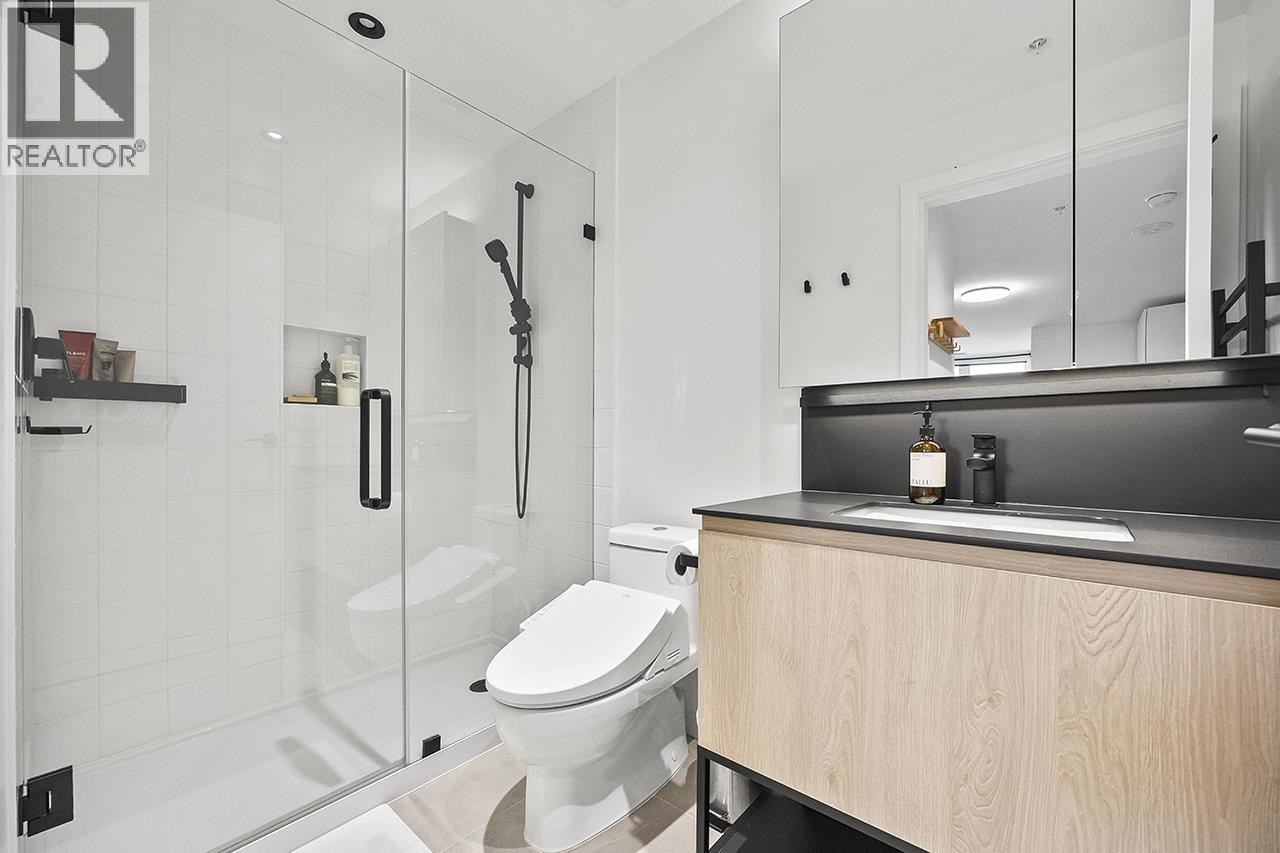 3956 DUMFRIES STREET, Vancouver