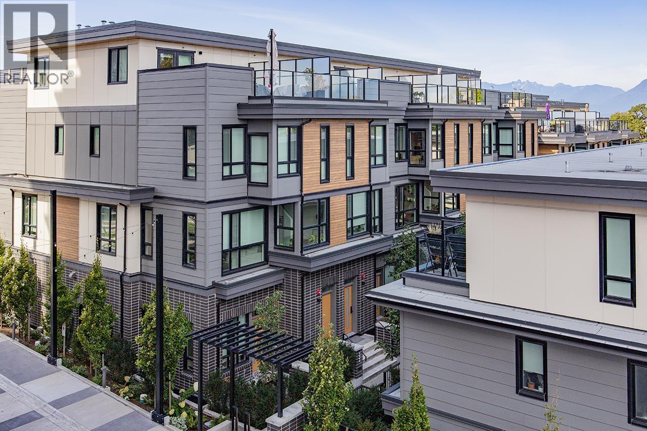 3956 DUMFRIES STREET, Vancouver