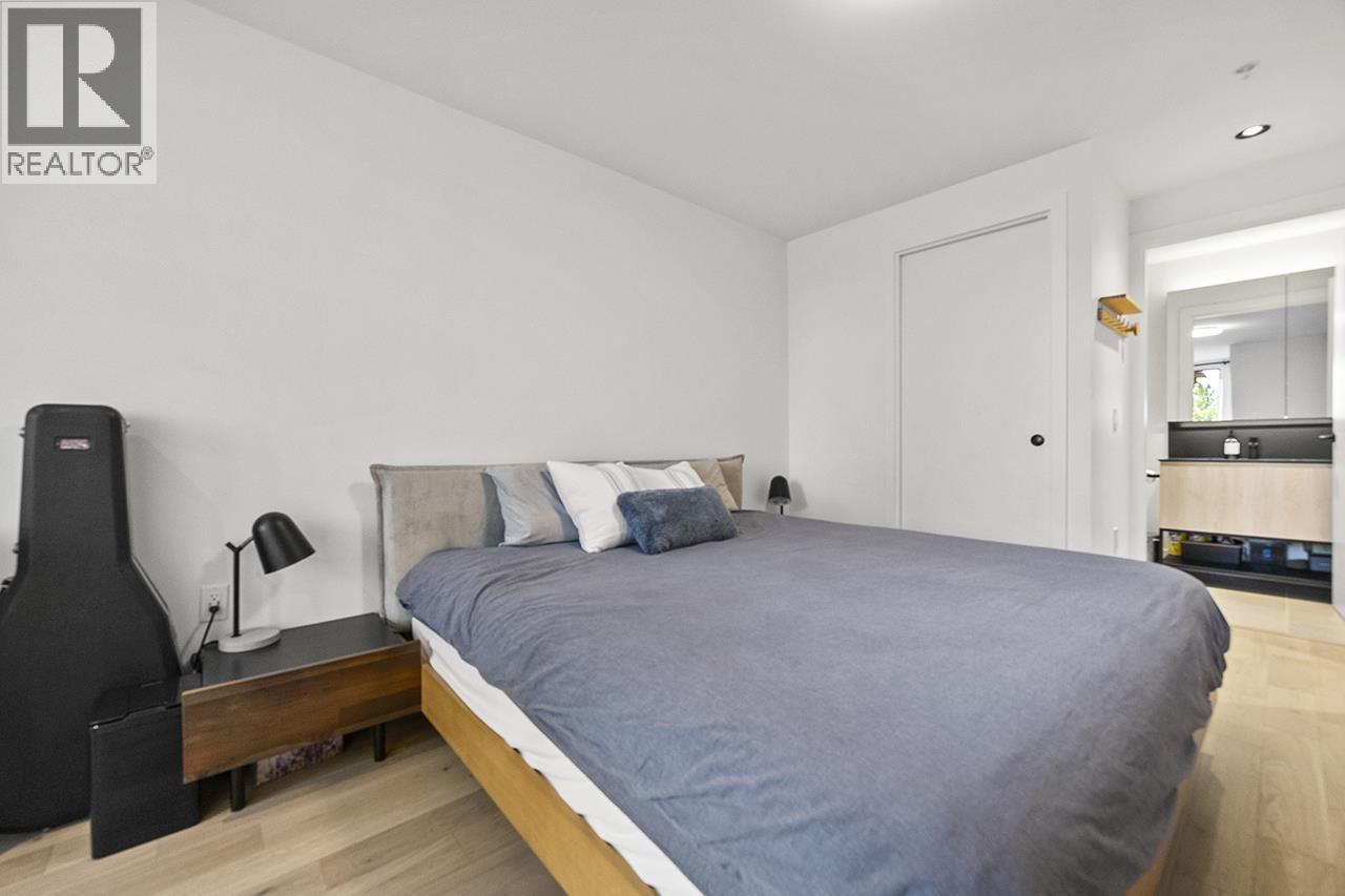 3956 DUMFRIES STREET, Vancouver