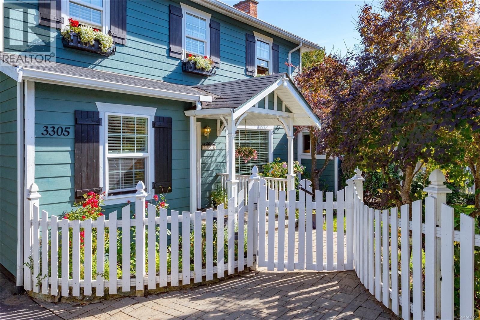  3305 Wordsworth Street, Saanich