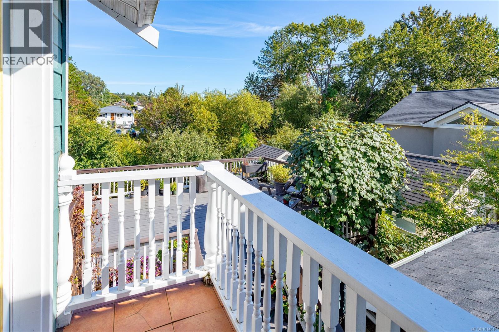  3305 Wordsworth Street, Saanich