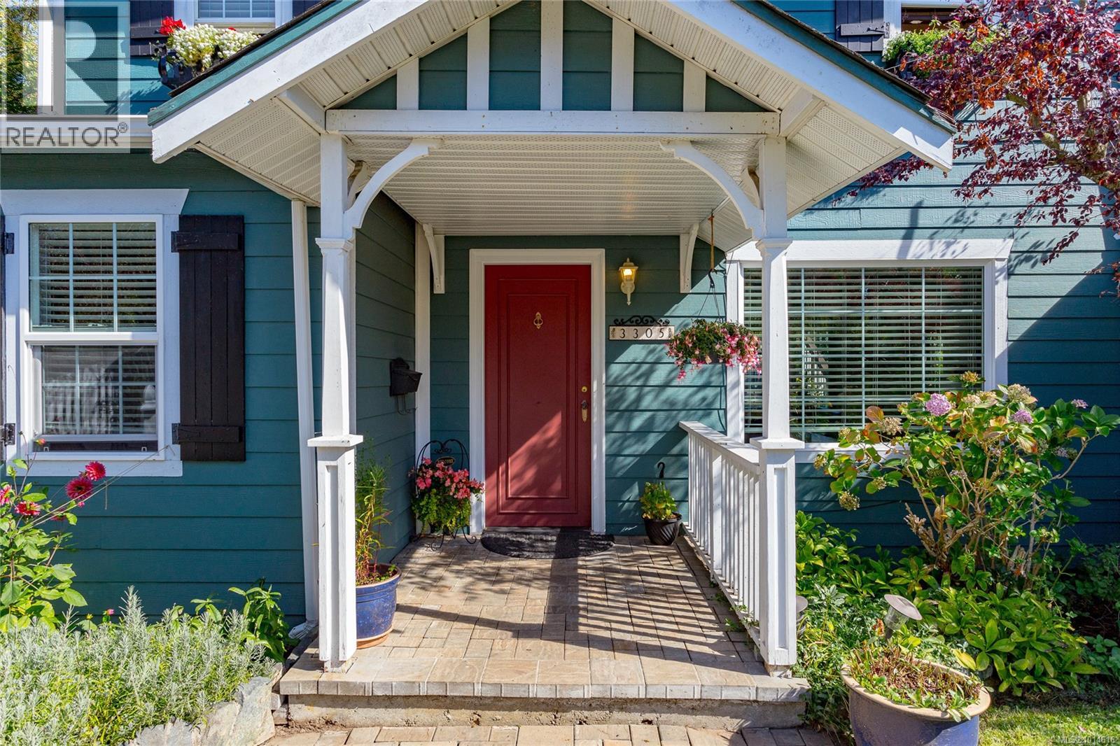  3305 Wordsworth Street, Saanich
