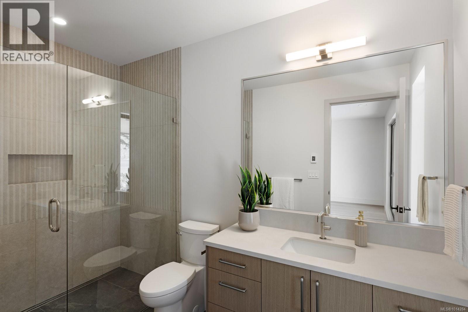  418 Lands End Road, North Saanich
