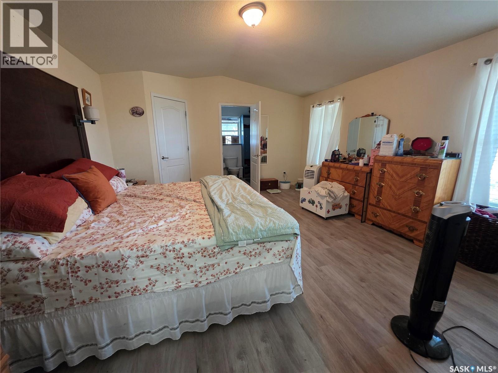 Single Family House Mobile Home for Sale in A Prairie Sun COURT Swift Current 