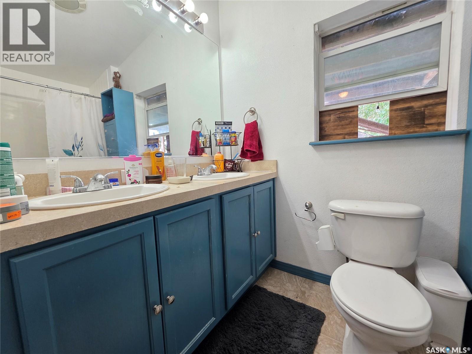 Single Family House Mobile Home for Sale in A Prairie Sun COURT Swift Current 