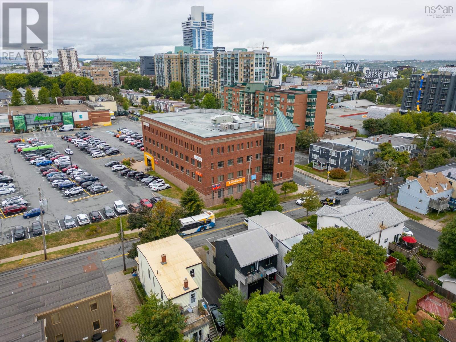 Property 42 of 44 of 6168 6170 North Street