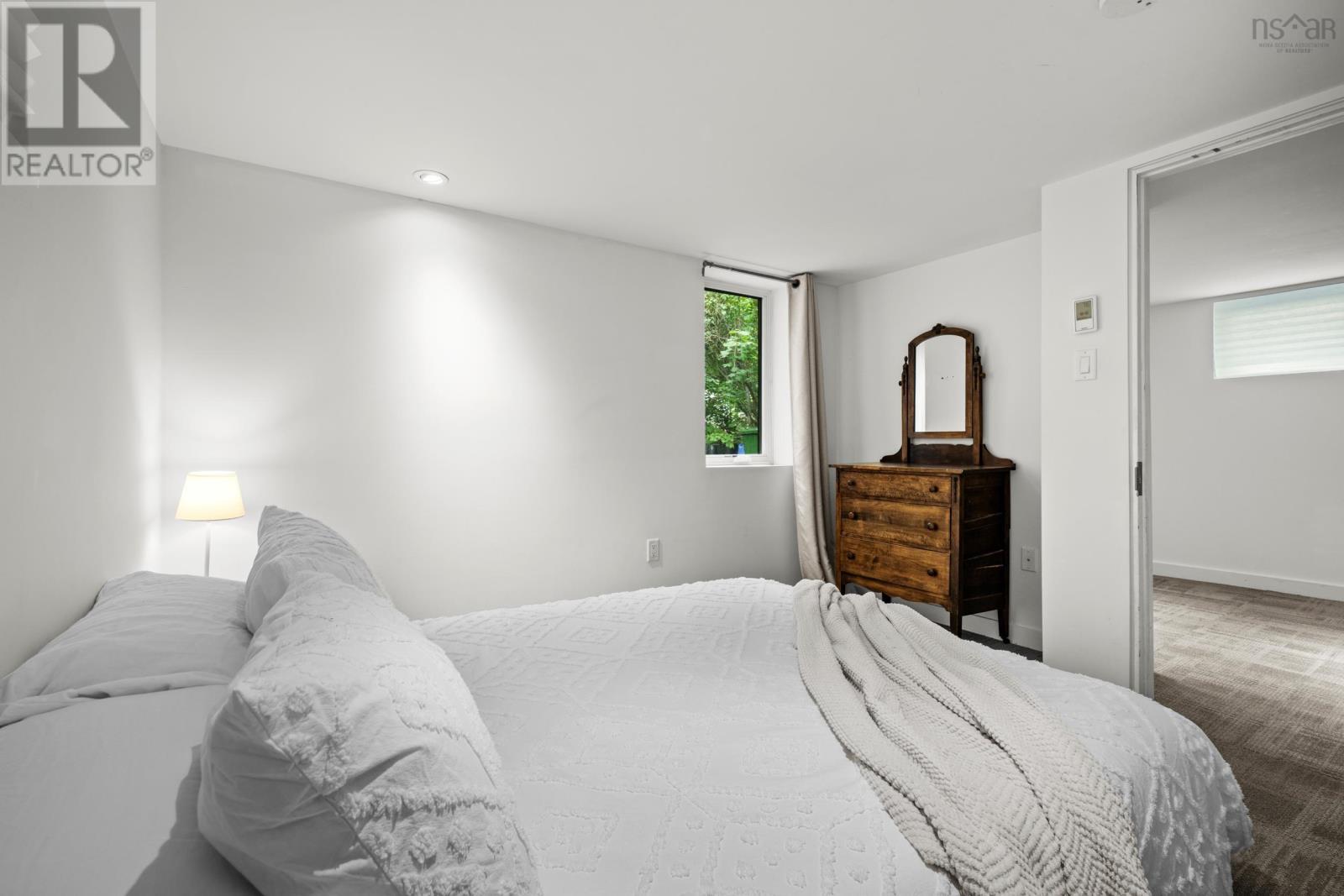 Property 32 of 44 of 6168 6170 North Street