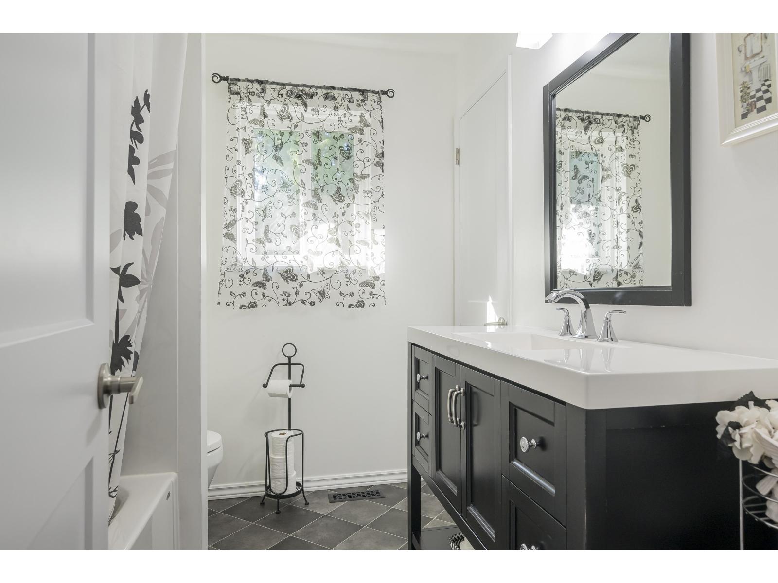5031 205 STREET, Langley