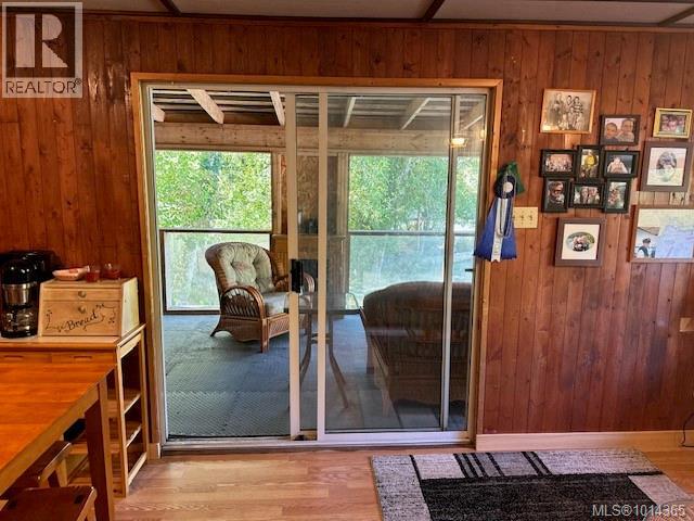 3 8290 Sa-seen-os Rd, Youbou