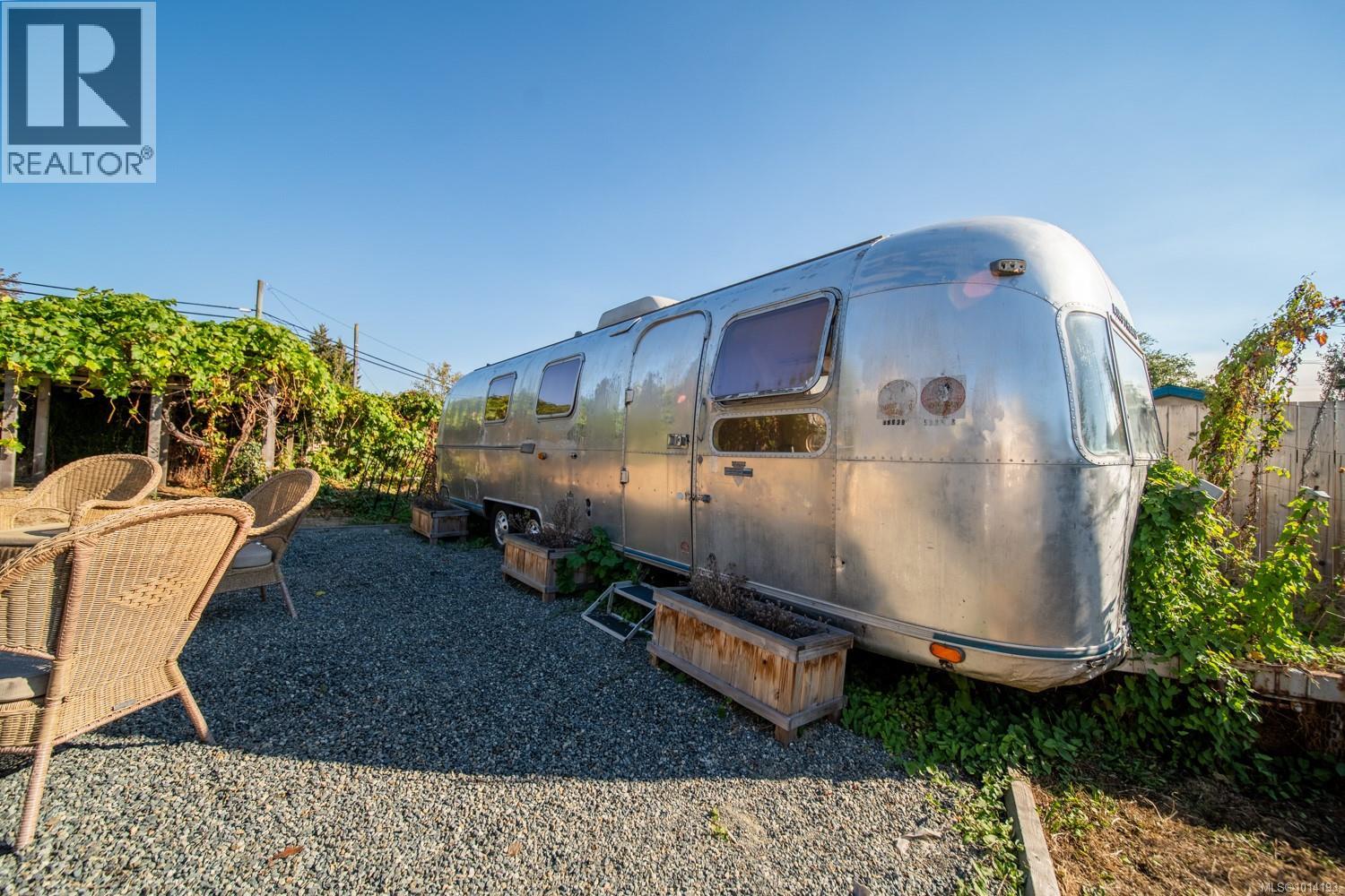 9885 WILLOW St, Chemainus