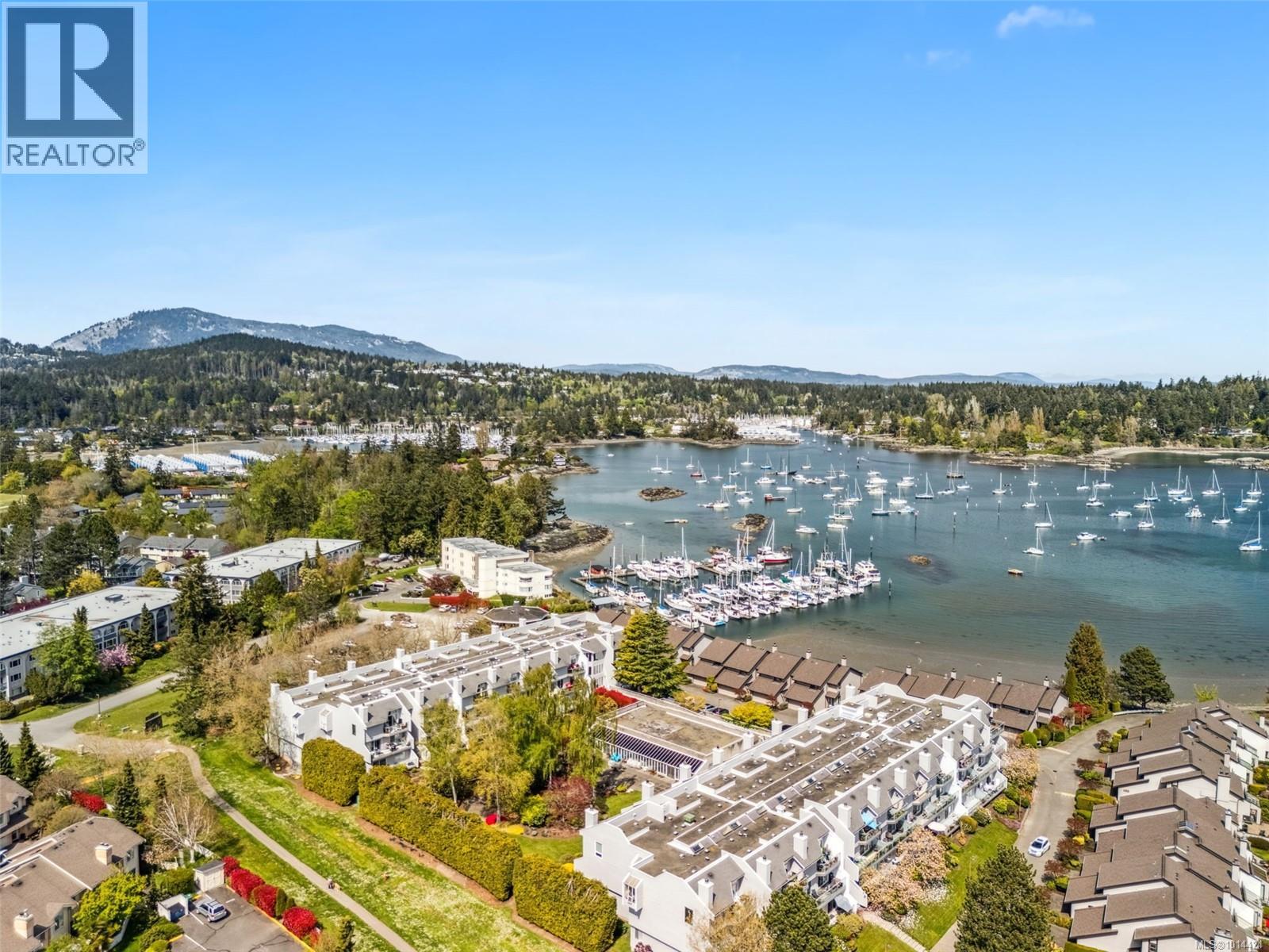 305 10461 Resthaven Dr, Sidney