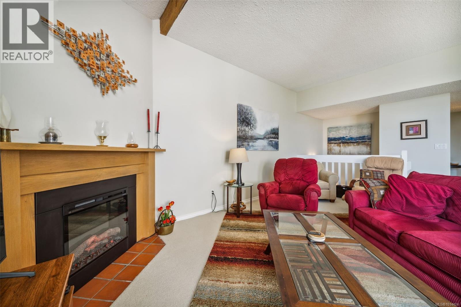 305 10461 Resthaven Dr, Sidney