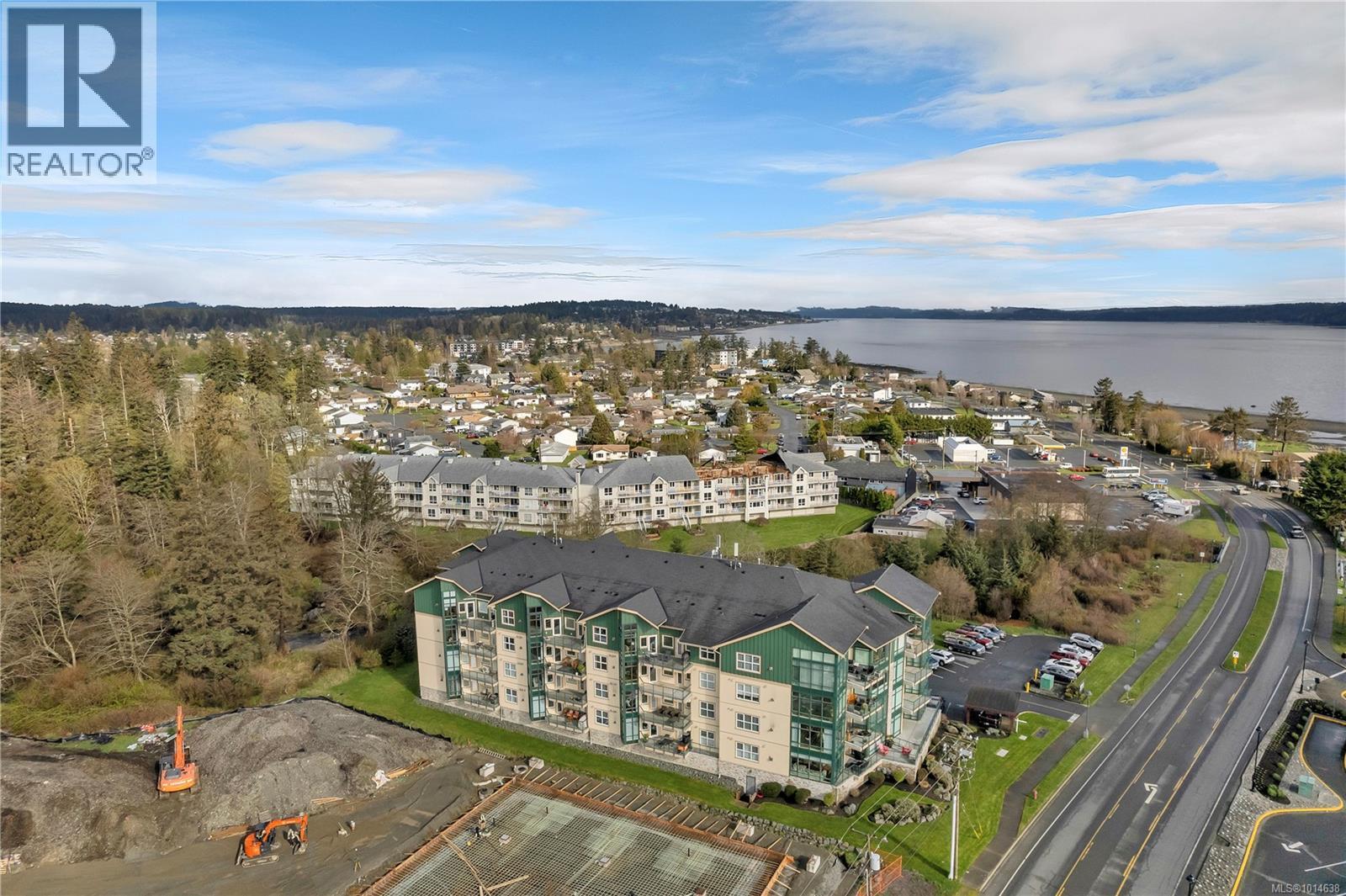 2676 Island Hwy S, Campbell River - Exteriors - Full Complex View, Drone/Aerial View - Photo 4