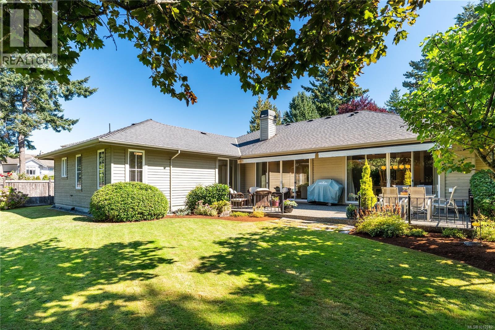 4520 Limerick Lane, Saanich