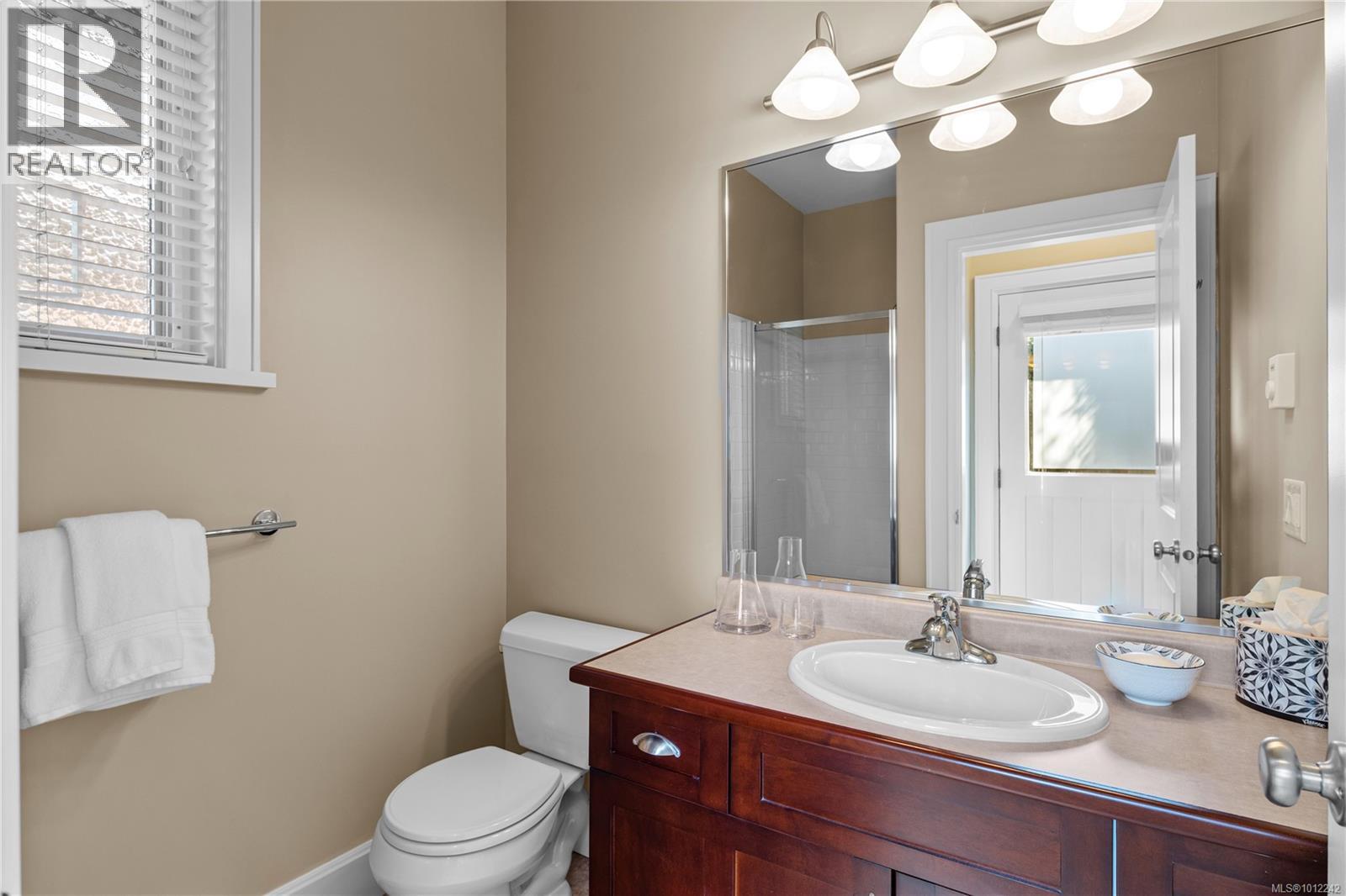 4520 Limerick Lane, Saanich