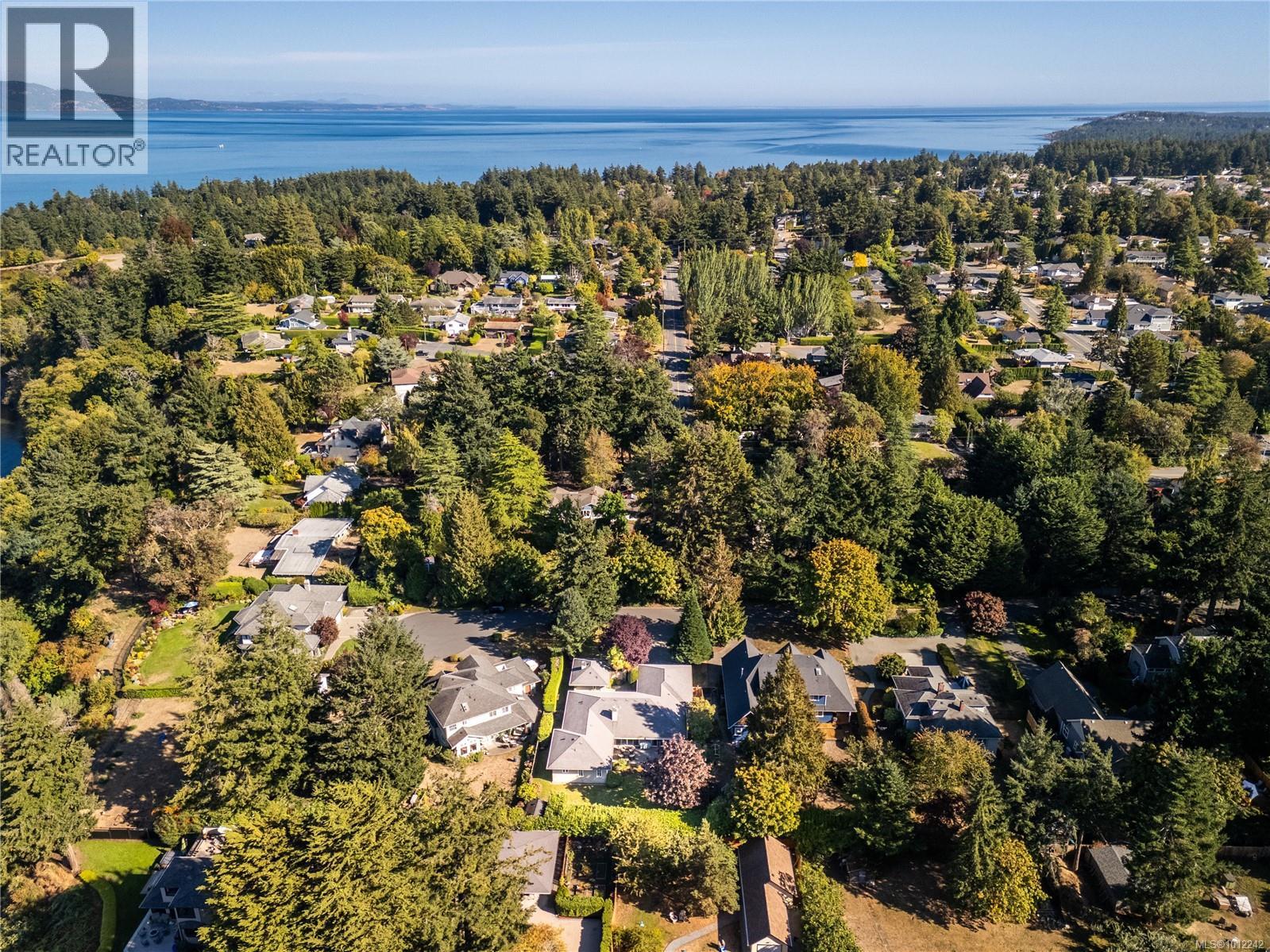 4520 Limerick Lane, Saanich