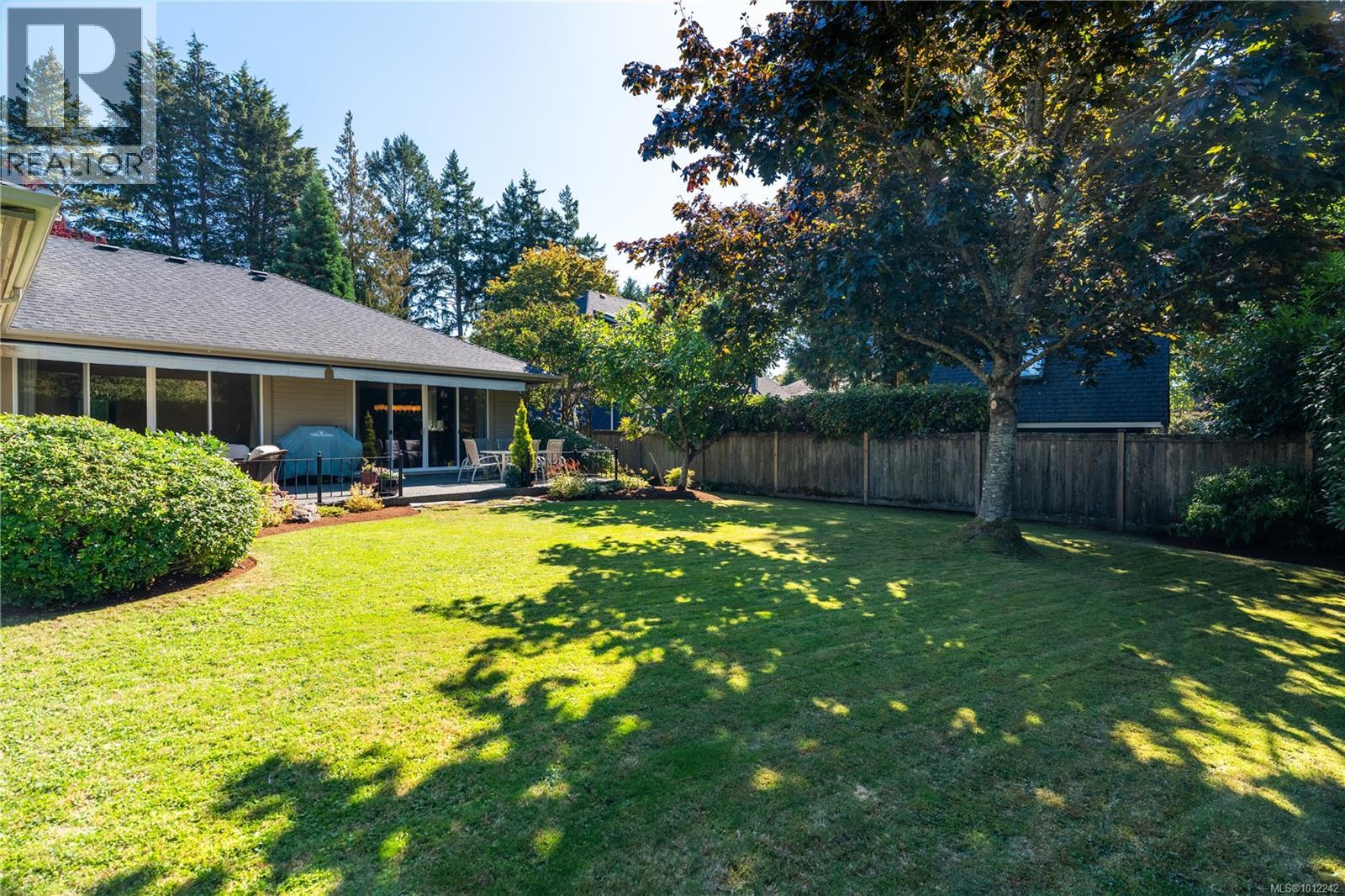 4520 Limerick Lane, Saanich