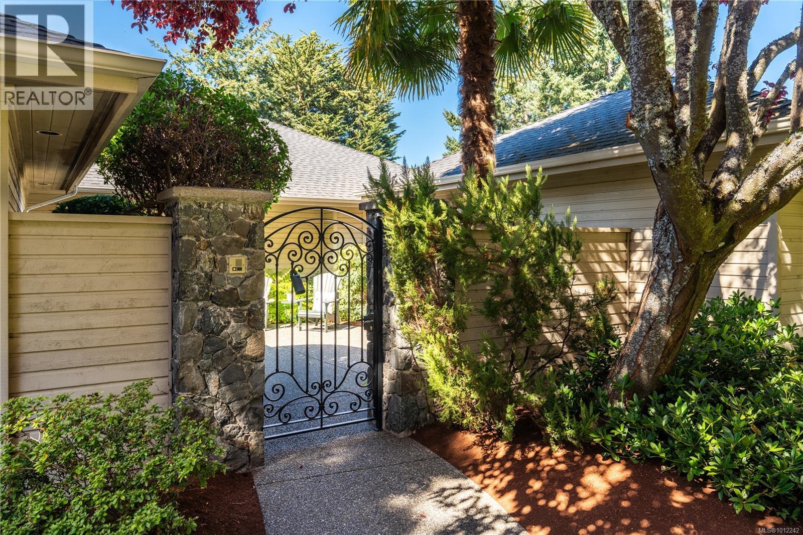 4520 Limerick Lane, Saanich