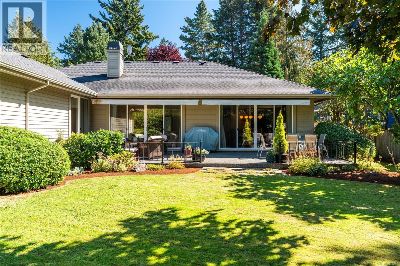 4520 Limerick Lane, Saanich