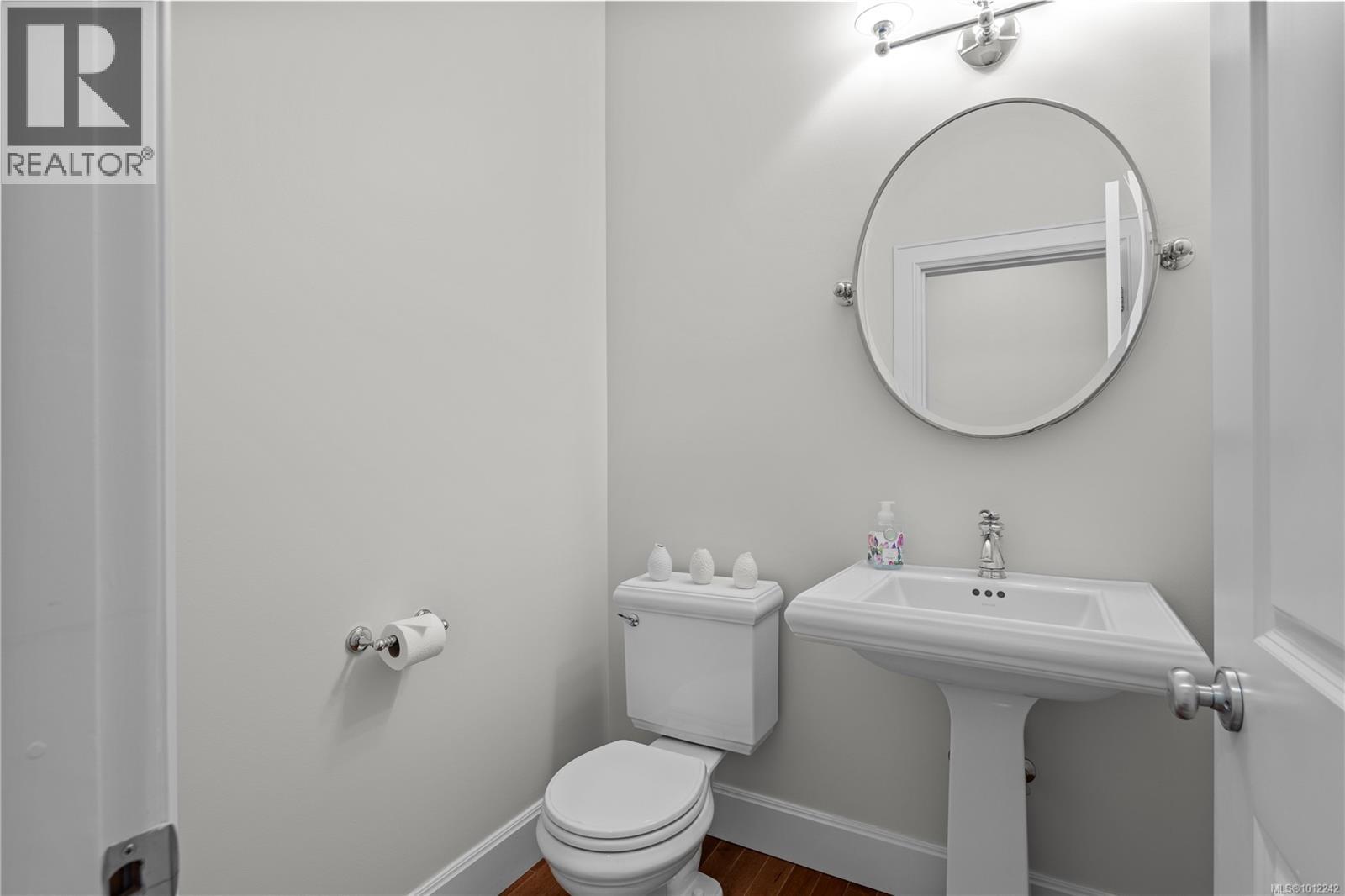 4520 Limerick Lane, Saanich