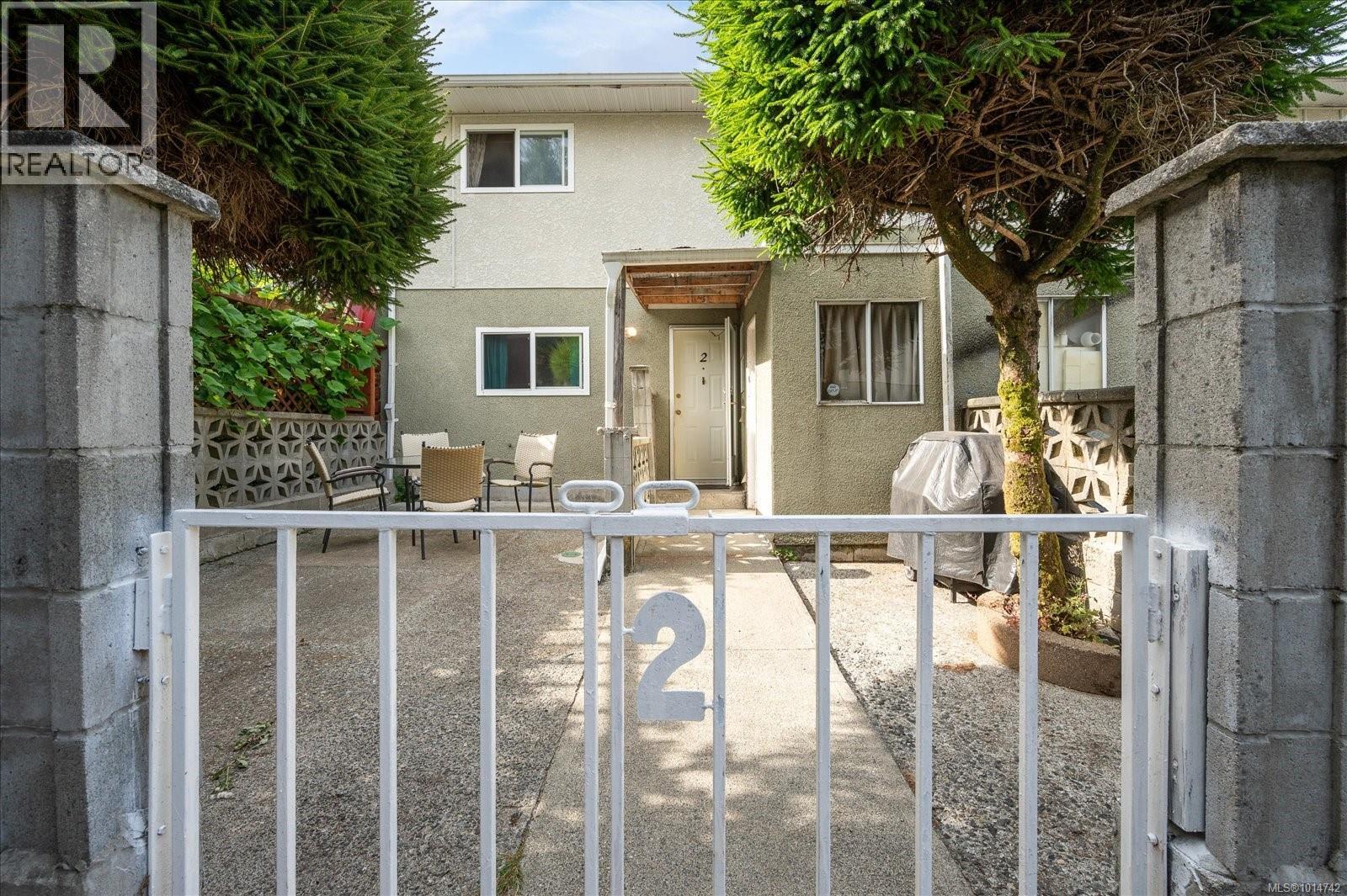 2 1656 Meredith Rd, Nanaimo