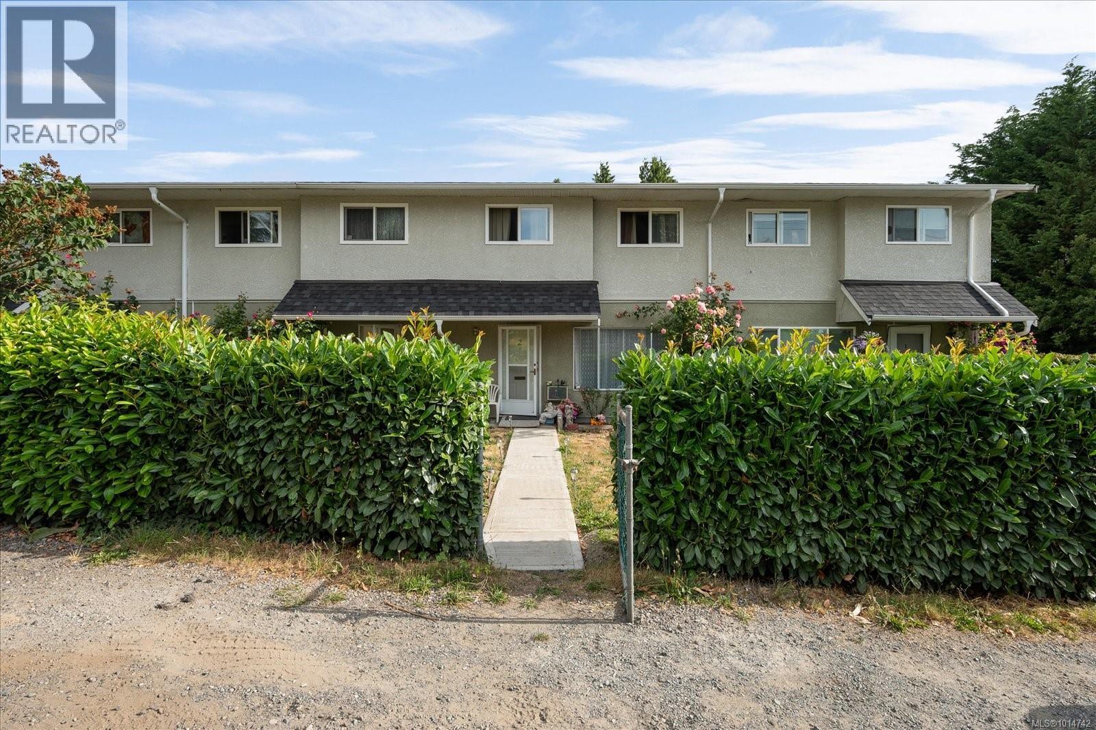 2 1656 Meredith Rd, Nanaimo