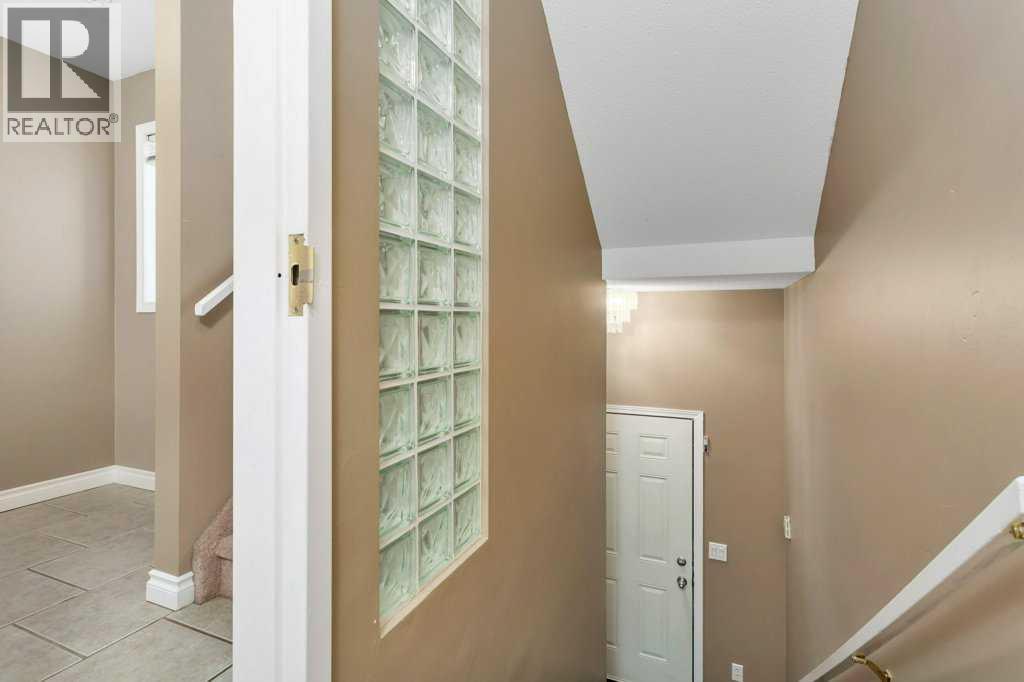 5220 50A Avenue, Sylvan Lake