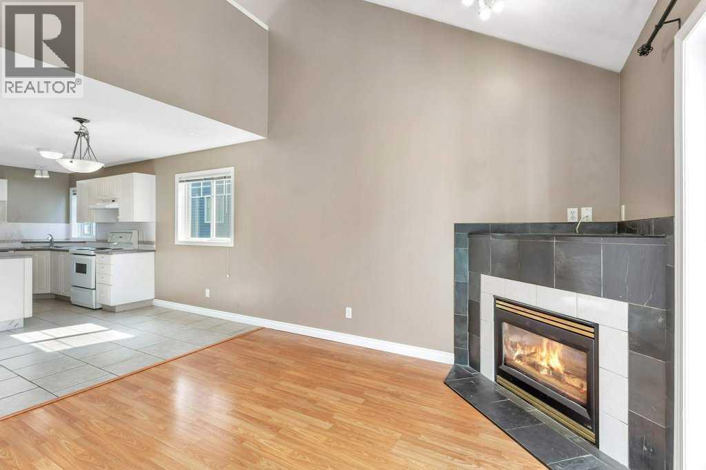 5220 50A Avenue, Sylvan Lake