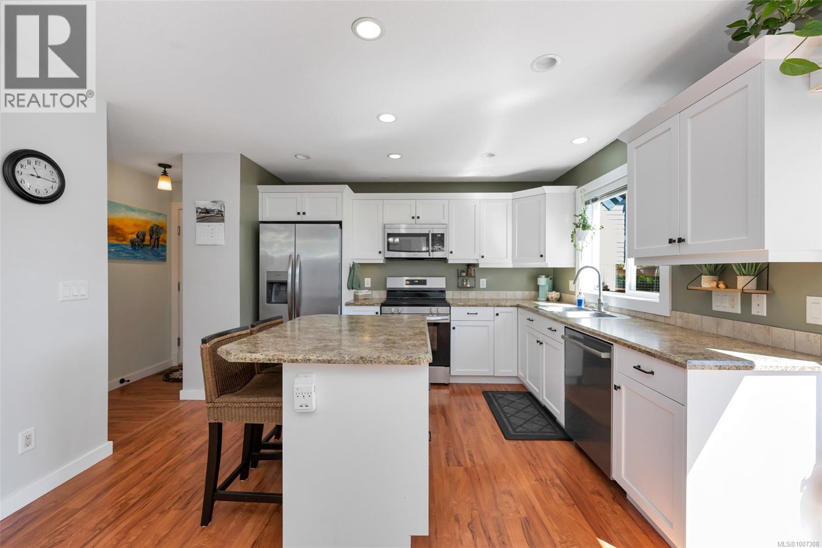 6297 Averill Dr, Duncan