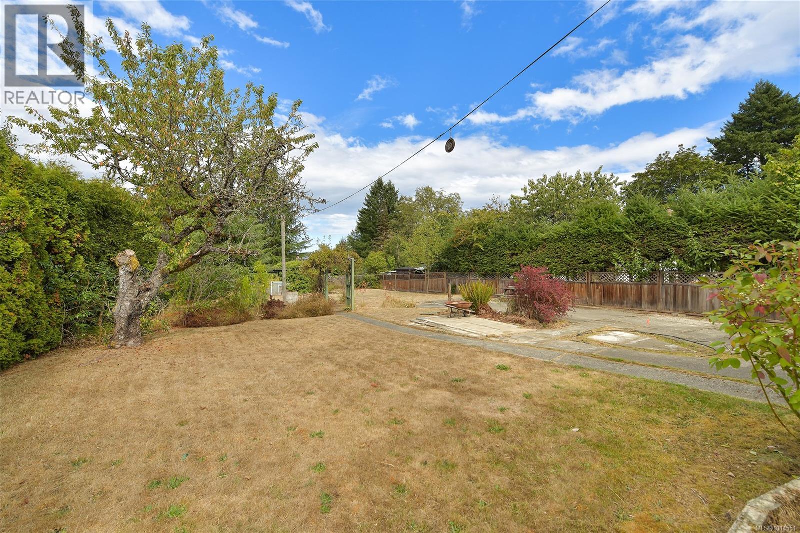  335 Berkeley Street, Duncan