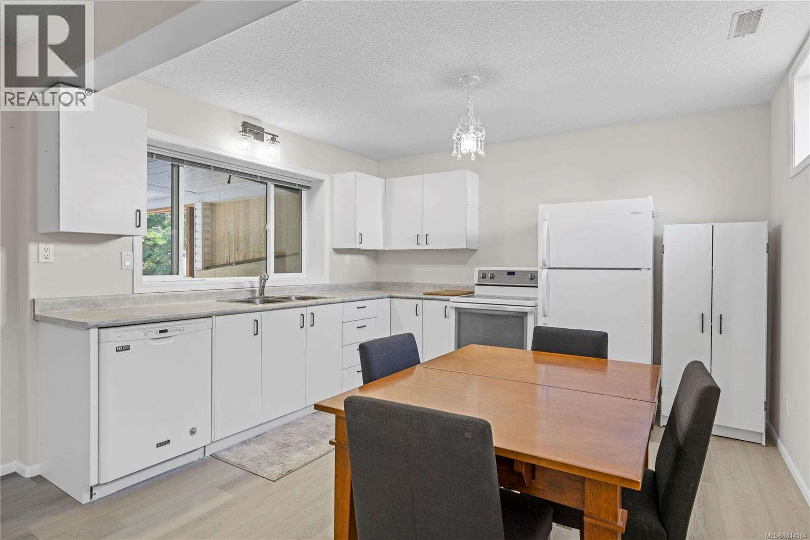 5084 Arden Rd, Port Alberni