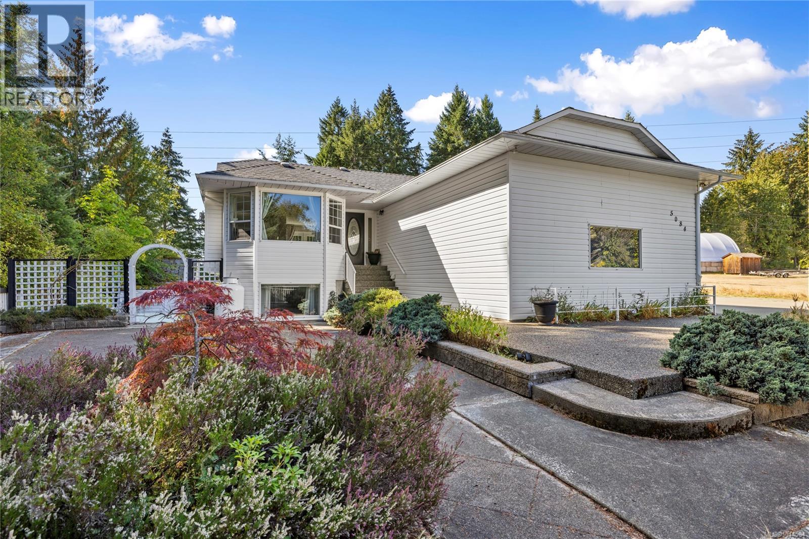 5084 Arden Rd, Port Alberni